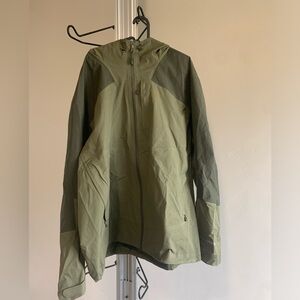 REI GoreTex Rain Jacket